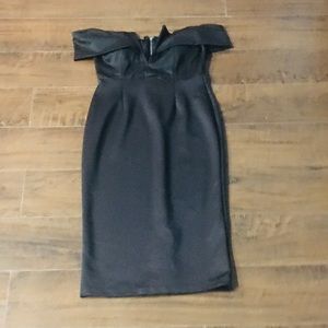 Black Off the Shoulder Dress Short size Medium